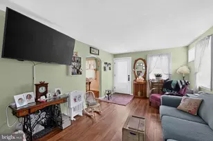 250 W King St, Pottstown, PA 19464 - Photo 9