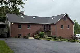 2813 E High St, Pottstown, PA 19464 - Photo 1