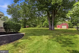 2010 Pine St, Hatfield, PA 19440 - Photo 23