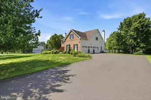 150 Fairway Dr, Harleysville, PA 19438 - Photo 3