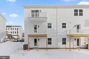 56 Continental Wy, Bridgeport, PA 19405 - Photo 3
