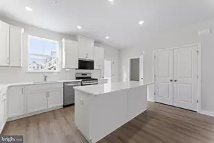 56 Continental Wy, Bridgeport, PA 19405 - Photo 9
