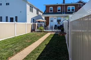 722 W 3rd St, Lansdale, PA 19446 - Photo 39
