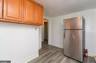 7323 School Ln, Elkins Park, PA 19027 - Photo 17