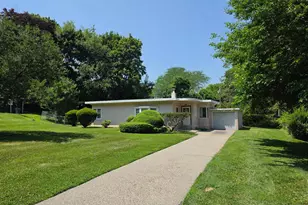 8202 Gladstone Rd, Glenside, PA 19038 - Photo 1