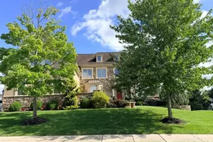 587 Woodview Ln, Harleysville, PA 19438 - Photo 3