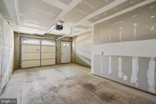 439 Ford St, Bridgeport, PA 19405 - Photo 21