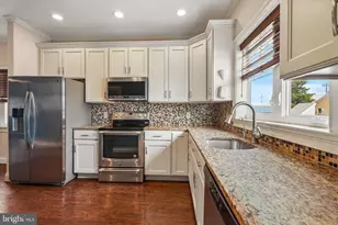 439 Ford St, Bridgeport, PA 19405 - Photo 5