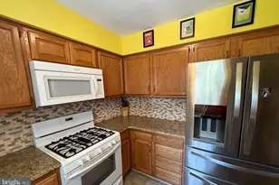 224 E Summit St, Souderton, PA 18964 - Photo 5