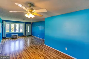 2908 Gohn Dr, Willow Grove, PA 19090 - Photo 5