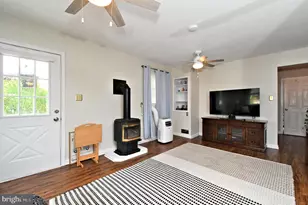 109 MacIntosh Ln, North Wales, PA 19454 - Photo 35