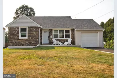 215 Lancaster Avenue, Hatboro, PA 19040 - Photo 1