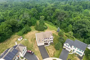 1100 Autumnview Ln, Pottstown, PA 19464 - Photo 7