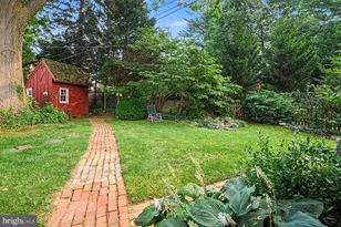 142 Oxford Cir, Eagleville, PA 19403 - Photo 25
