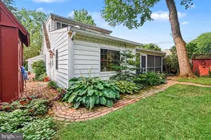 142 Oxford Cir, Eagleville, PA 19403 - Photo 23