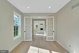 811 Denali Dr, Horsham, PA 19044 - Photo 7