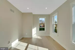 811 Denali Dr, Horsham, PA 19044 - Photo 15