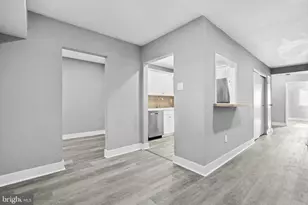 119 Meadowview Ln, Mont Clare, PA 19453 - Photo 5