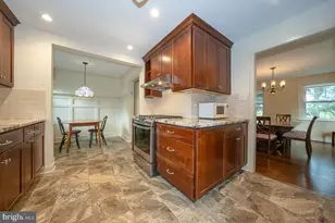 52 Rockglen Rd, Wynnewood, PA 19096 - Photo 5