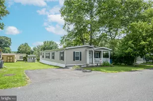 605 Willow Dr, Green Lane, PA 18054 - Photo 33
