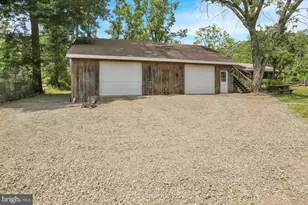 1097 Soffa Rd, East Greenville, PA 18041 - Photo 41