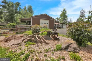 1097 Soffa Rd, East Greenville, PA 18041 - Photo 7
