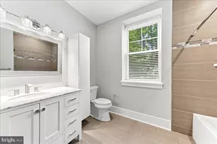 537 Apple St, Conshohocken, PA 19428 - Photo 25