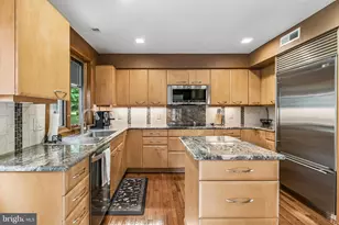 7 Haycroft Dr, Spring House, PA 19477 - Photo 3