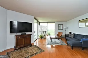 666 W Germantown Pike, Plymouth Meeting, PA 19462 - Photo 9