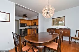 666 W Germantown Pike, Plymouth Meeting, PA 19462 - Photo 7