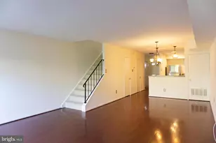 37 Winston Ct, Blue Bell, PA 19422 - Photo 7