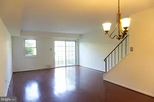 37 Winston Ct, Blue Bell, PA 19422 - Photo 5