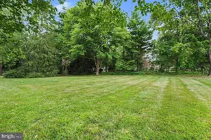 1717 Howe Ln, Ambler, PA 19002 - Photo 9