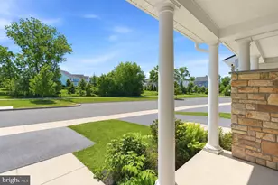 423 Barclays Wy, Phoenixville, PA 19460 - Photo 3