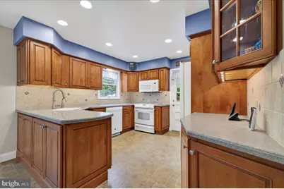 2125 Berry Drive, Hatfield, PA 19440 - Photo 11