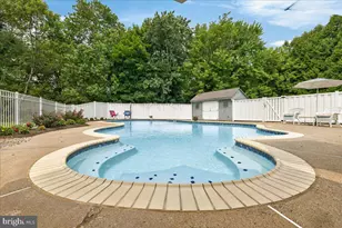 2125 Berry Dr, Hatfield, PA 19440 - Photo 33