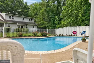 2125 Berry Dr, Hatfield, PA 19440 - Photo 31
