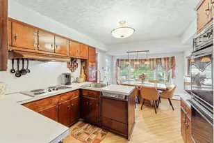552 Cardinal Dr, Dresher, PA 19025 - Photo 9