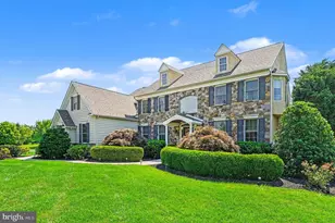 396 Augusta Dr, Telford, PA 18969 - Photo 3