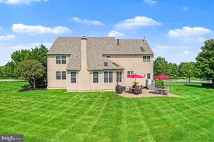 396 Augusta Dr, Telford, PA 18969 - Photo 13