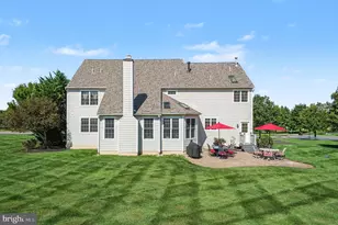 396 Augusta Dr, Telford, PA 18969 - Photo 5