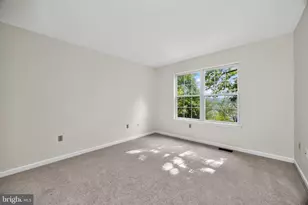 1341 Meadowview Dr, Pottstown, PA 19464 - Photo 31