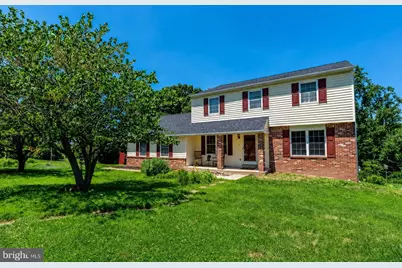 25 Iroquois Drive, Royersford, PA 19468 - Photo 1