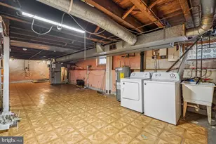406 W Fornance St, Norristown, PA 19401 - Photo 19