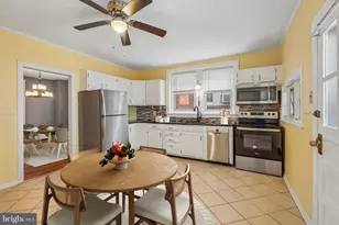 406 W Fornance St, Norristown, PA 19401 - Photo 9