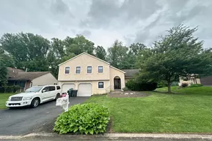 182 Marc Ln, Huntingdon Valley, PA 19006 - Photo 1