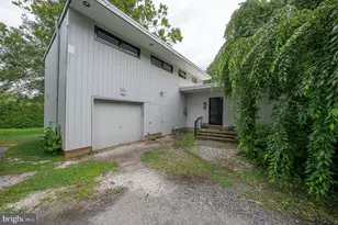 701 Mt Pleasant Rd, Bryn Mawr, PA 19010 - Photo 3