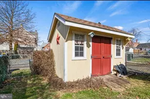 218 Green St, Lansdale, PA 19446 - Photo 25