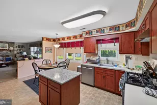 325 Sonnet Ln, Collegeville, PA 19426 - Photo 17