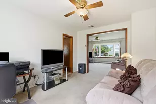 925 Fillmore Rd, Norristown, PA 19403 - Photo 9